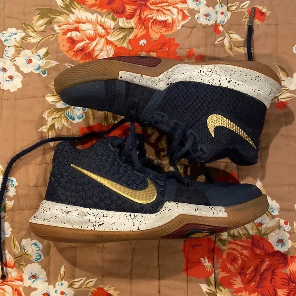 Nike Kylie Irving blue and gold boys sneakers size 13